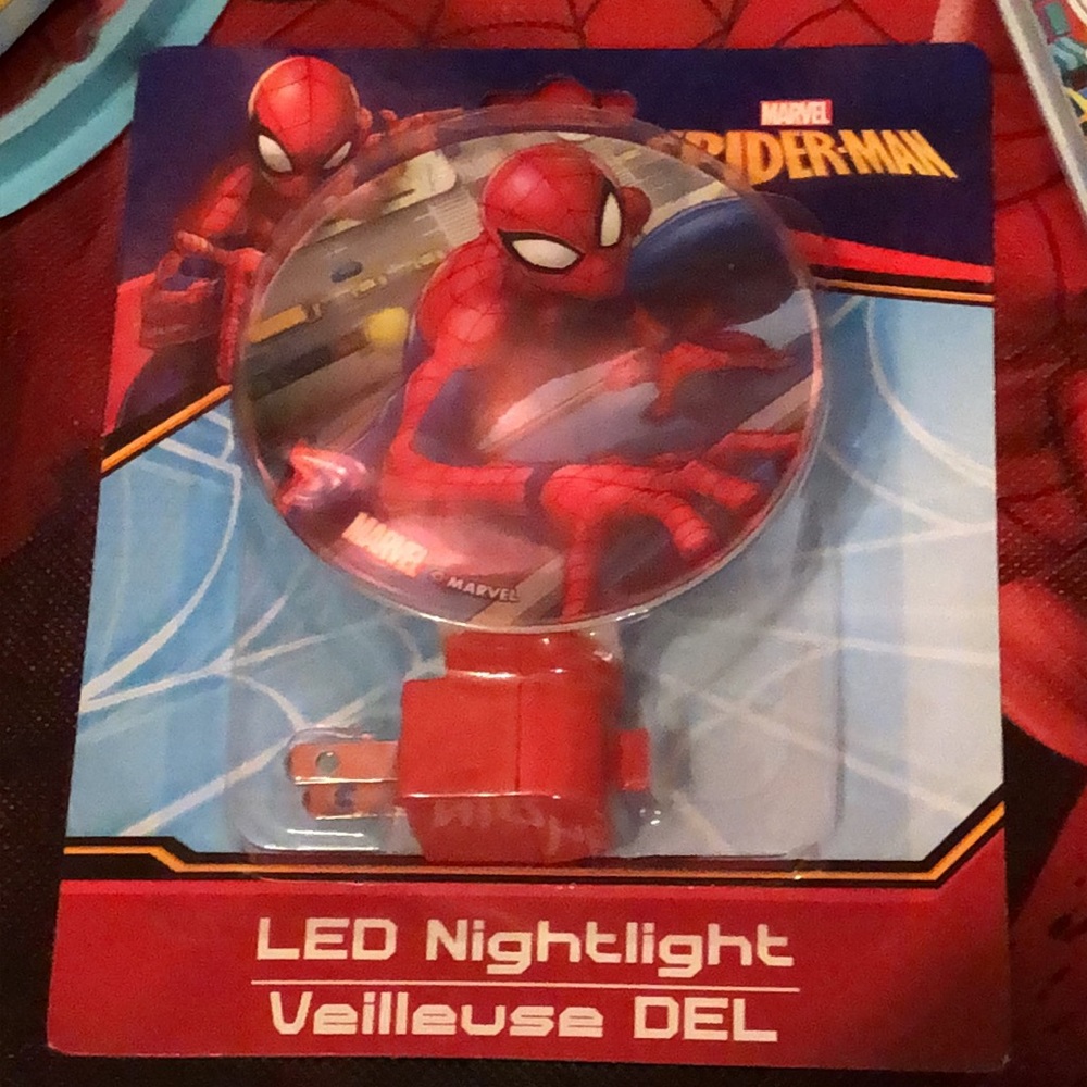 Kids Spider-Man Gift Bundle - Picture 5 of 5